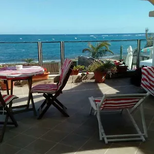 Con Encanto En La Playa Frente Al Mar 